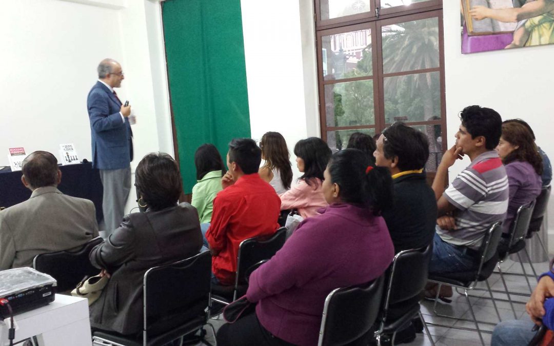 Presentación del libro Relaciones Humanas, en Puebla de los Ángeles.